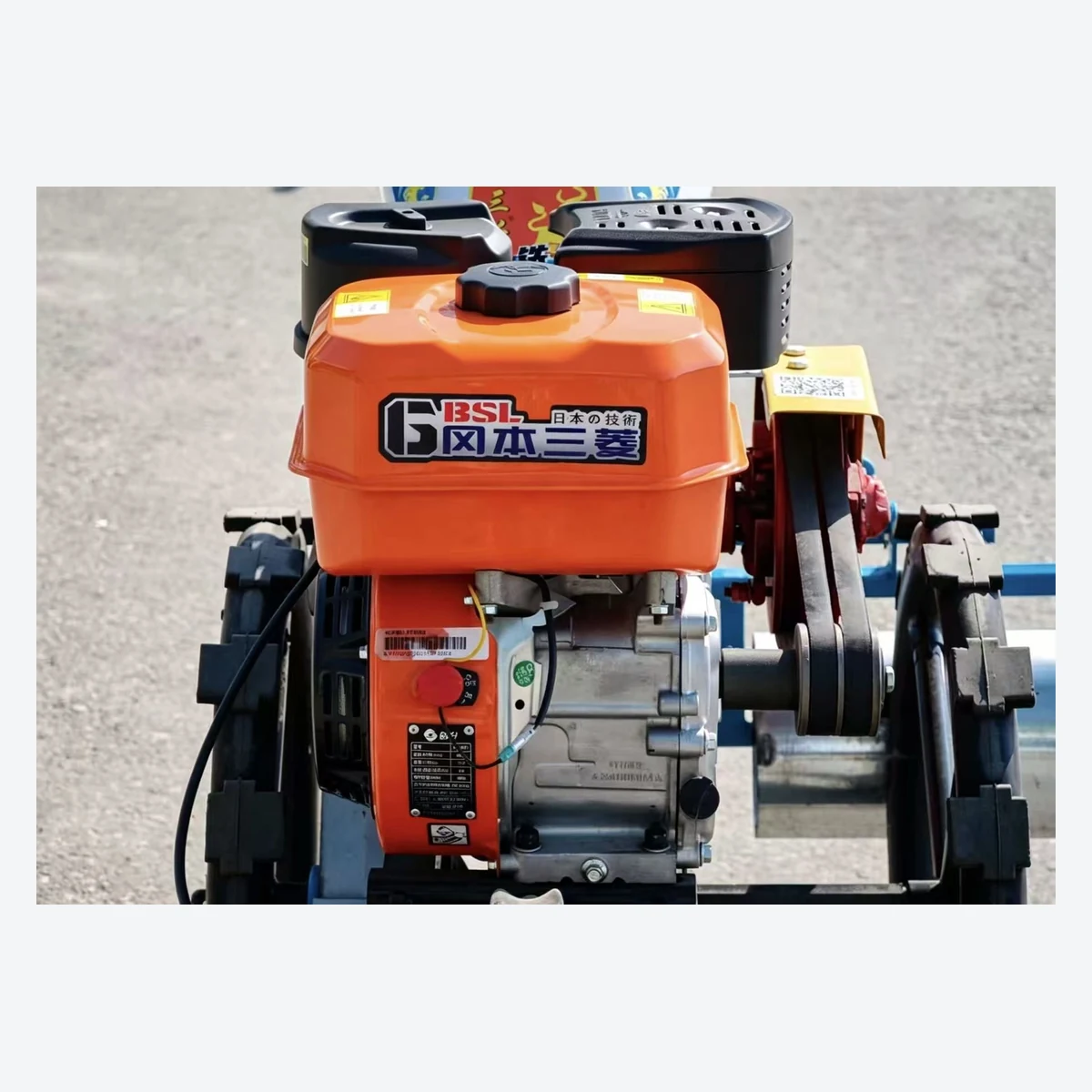 6 HP gasoline cultivator and hiller